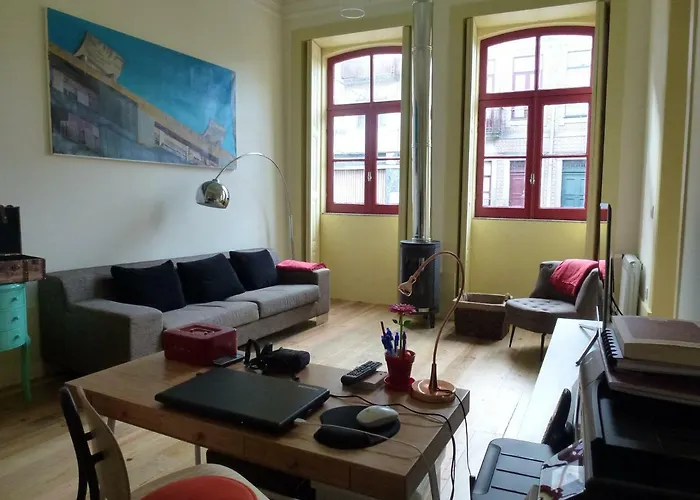 Хостел Canvas Atelier *