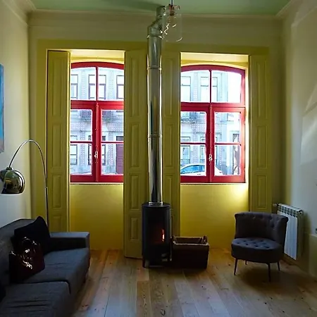 Hostel Canvas Atelier