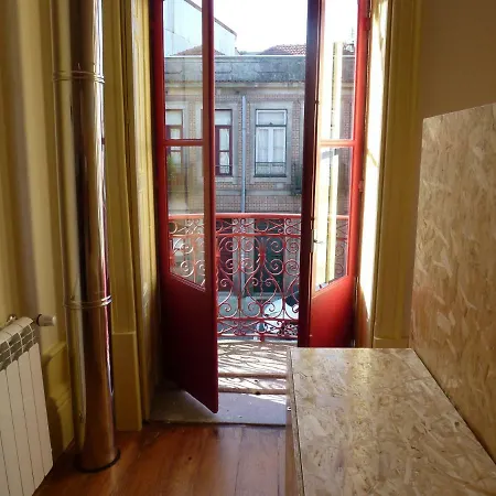 Canvas Atelier Hostel