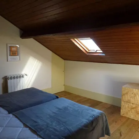 אכסניה Canvas Atelier *