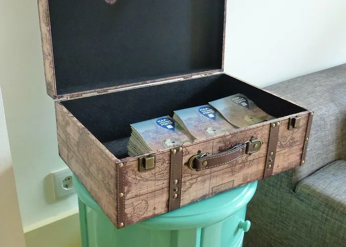 Canvas Atelier Hostel Porto