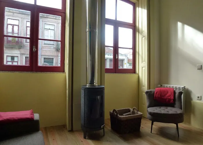 Canvas Atelier Hostel