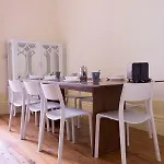 Hostel Canvas Atelier