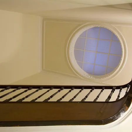 بيت شباب Canvas Atelier *