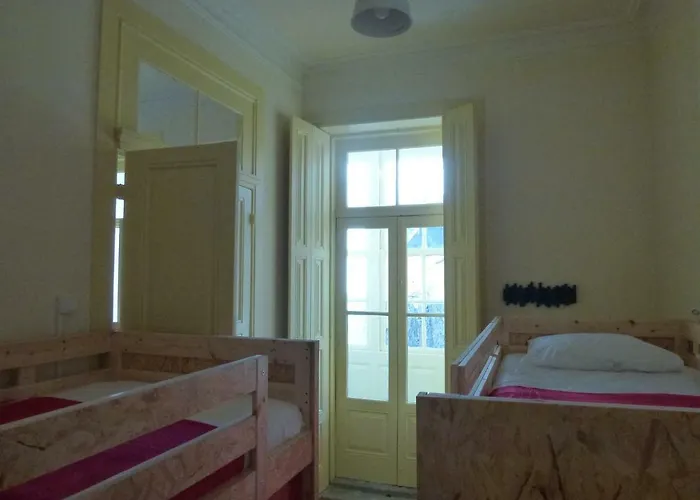 卡瓦爱特丽尔旅舍 * 波尔图