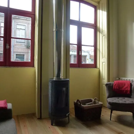 Canvas Atelier Hostel